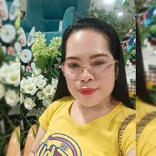 Arlene Dungca's Instagram, Twitter & Facebook