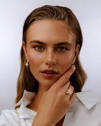 Albert's Diamond Jewelers...