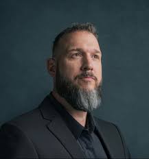 Ryan Chute's Instagram, Twitter & Facebook