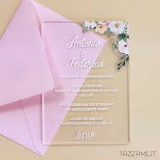 Acquistare online fiori di compleanno è un'idea regalo fantastica. Partecipazione Da Matrimonio Con Decorazione Mista Di Delicati Fiori