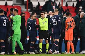 6 mai 1977 la craiova, românia) este un arbitru român de fotbal. Videos That Can Turn The Situation Around In The Racism Scandal How Ovidiu HaÈegan And Sebastian ColÈescu Were Threatened Before The Players Revolt