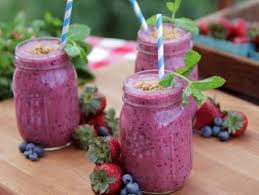 Recette Facile De Smoothie Aux Bleuets Et Fraises Blueberries Smoothie Blueberry Smoothie Recipe Strawberry Blueberry Smoothie