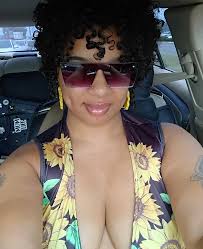 Thank you for my Sunflowers 🌻🌻🌻 I love them 💞