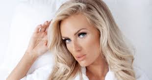 Hallie Carey's Instagram, Twitter & Facebook