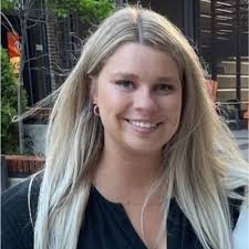 Since starting with Wedgewood Weddings in 2021, I helped 100 amazing  couples find their wedding venue and officially reached 100 sales, ending  2022 in the top 4% of the company.