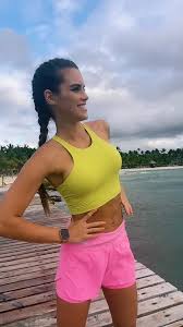 Socialblade is a premiere instagram community where you can chat with other instagram users. Entdecke Beliebte Videos Von Gelencser Timea Instagram Tiktok