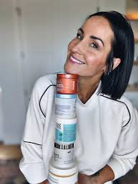 Sarah Martin- Makeup + Skincare EDUCATOR