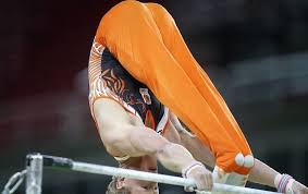 Zonderland won gold in the discipline at the 2012 london olympics. Videosnack Epke Zonderland Turnt 5 Vluchtelementen