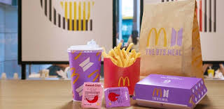 The bts meal by mcdonald's will be available in singapore from 21 june 2021 so make sure you mark your calendar. Dcwdhnq9uhppbm