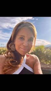 John and I enjoyed the Palos Verdes Junior Women's Club “A Very Gatsby  Holiday” 2024 🍾🍸🤩 ! Thank you to all the PV Juniors for giving us an  afternoon of pure fun!