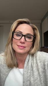 Amy Widman's Instagram, Twitter & Facebook