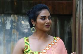 South indian actress hot sarees pictures. Indhuja Ravichandran Saree Stills At Super Duper Movie Trailer Launch South Indian Actress