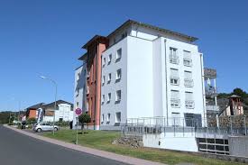 Bei einer 50m² wohnung zahlt man aktuell eine durchschnittliche miete von 8,37 eur/m². 2 Zimmer Wohnung Zum Verkauf St Laurentiusstrasse 46 47 54550 Daun Vulkaneifel Kreis Mapio Net