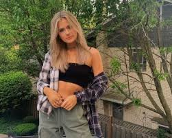 You can find info that includes, bio, wiki, career, relationships, high school, salary, , boyfriend, tweet, instagram, twitter, age, height, facts and so on. Hannah Talliere Wiki Biography Net Worth Age Family Facts And More Wikifamouspeople
