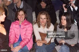 487 Sandra Agostini Stock Photos, High-Res Pictures, and Images