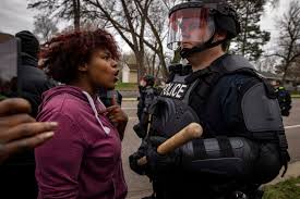 Multiple people were shot in minneapolis, police there said early sunday. 2k7nveoslgrr5m