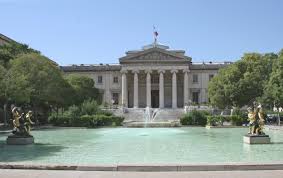 Situé entre beaumont et la fourragère, notre restaurant vous propose une cuisine de saison et vraiment faite maison. Marseille Courthouse Wikipedia