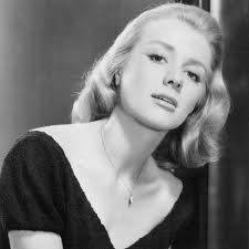 Anthony Quinn's Dating and Relationship History