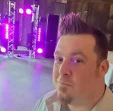 Lug Nutz Bar and Grill