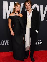 Die My Love' co-stars Jennifer Lawrence and Robert Pattinson were perfectly in sync in classic black and white at the film's New York premiere tonight—both wearing @dior by @jonathan.anderson. In the much-anticipated