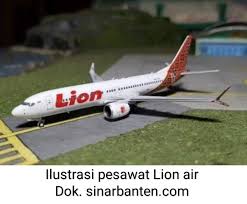 Pesawat rencananya hendak mendarat di runaway tapi entah bagaimana bisa mendarat di laut. Pesawat Lion Air Yang Jatuh Di Laut Kedalaman 35 Meter Membawa 189 Orang Sinar Banten