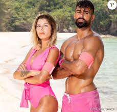 Pour la quatrième saison de « moundir et les apprentis aventuriers », c'est au cœur de la nature hostile du sud de la thaïlande que 14 volontaires, accro à leur petit confort, se lancent le défi le plus incroyable de leur vie : Sarah Lopez Et Jonathan Matijas En Couple Ils Annoncent Une Grande Nouvelle Purepeople