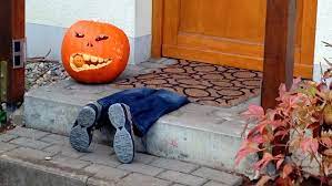 Heutzutage steht es oft in konkurrenz. 31 10 19 Grusel Datum Was Ist Halloween Woher Stammt Der Brauch Augsburger Allgemeine