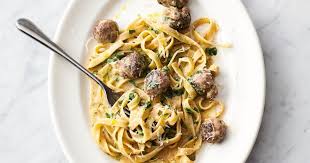 Jamie Oliver S Easy Sausage Carbonara Recipe Quick Easy Meals Chef Jamie Oliver Recipes
