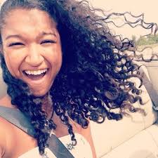 Katie Nicholson (@katiananicole)