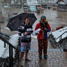 SEE YOU THERE! Event deets + ticket link in bio 🚀 @dirtynotsorry  @hawthorn_sf ~ #sfevents #sfhousemusic #bayarearavers #sfclubs #santacon  #dj #housemusicdj ~ San Francisco Santa Con Santa con events sf Santa con