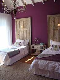 Carnet dinspirations 5 br rouge et bordeaux br during her. Epingle Sur Associations Couleur Prune