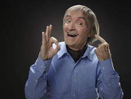 Check spelling or type a new query. Un Gestito De Idea Para Los Oidos Con Carlitos Bala