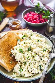 Scrambled Egg Whites Served In A Plate Egg Whites Recipes Healthy Egg White Breakfast Recipes Egg White Recipes