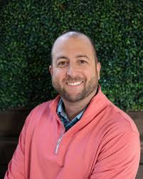 Meet Leadership Savannah's featured class member, Derek Goldfarb. Derek is  a member of the OVF Facilities team at the Enmarket Arena, and is  responsible for developing advertising & promoting relationships for the