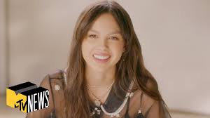 1 on the , and her top 10 hit deja vu. Olivia Rodrigo On Deja Vu Her Top Songwriting Tips Mtv News Youtube