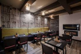 Trattoria il calcio bulunur drumul taberei 68, bükreş 061366, romanya, bu yerin yakınında: Bine Ati Venit La Il Calcio Romancierilor By Mr Val