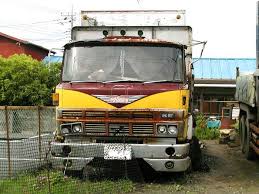 abandoned truck クラシックトラック 日野 自動車 デコトラ