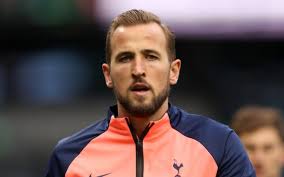 At least one foreign club has expressed interest, though sky. Harry Kane Picks Preference Out Of Man Utd City Chelsea