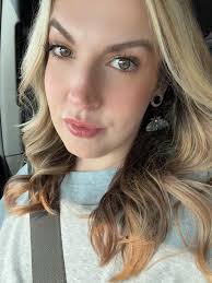 Amy Lovelace (@ami.lovelace) • Instagram photos and videos