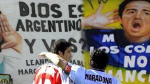 Maradona vs. Riquelme: la verdadera historia detrás de la pelea que los  separó