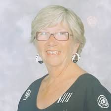 Mary Resch's Instagram, Twitter & Facebook