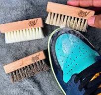 🪥 Complete Shoe Brush Kit – Soft, Medium & Hard Bristles + Cloth