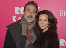 Jeffrey Dean Morgan Hilarie Burton 5 Fast Facts Heavy Com