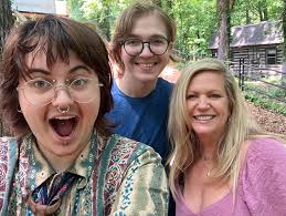 Kicking off my Birthday Week with Lunch with some of my best girls 🎉🎉