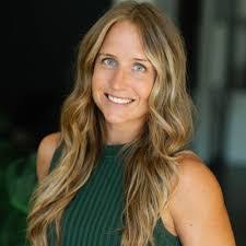 Jessica Redden's Instagram, Twitter & Facebook