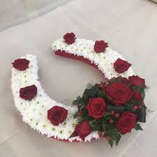These pictures of this page are about:military funeral flowers. Horseshoe Tribute Funeral Horseshoe Cambridge Flowers Funeral Tributes Cambridge