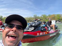 Congratulations to Junito, Gina and all Los Elegidos de PR plus all the  teams tgat comes to the Pirate run ., this is pack and so fun a lot of food  weather