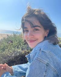 Heather Rivas (@heathalyfather) • Instagram photos and videos