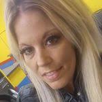 Jackie Colosi's Instagram, Twitter & Facebook