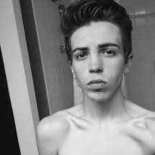 who is Dylan Hyde? (@_DylanHyde_)